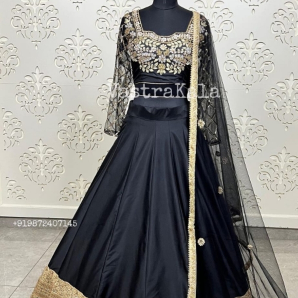 NEW anarkali gown - Picture 2 of 2